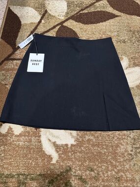 Aritzia Sunday Best Tatiana Women's Black Mini Skirt